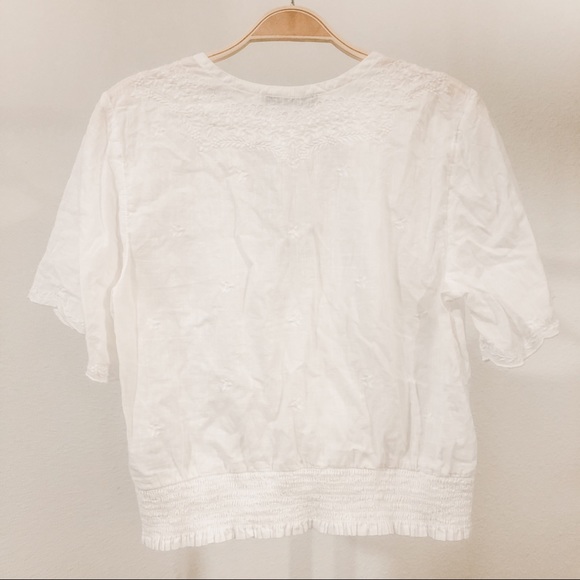 Lovely Embroidered Blouse - Picture 2 of 4